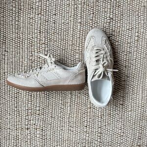 Alohas Cream Sneakers